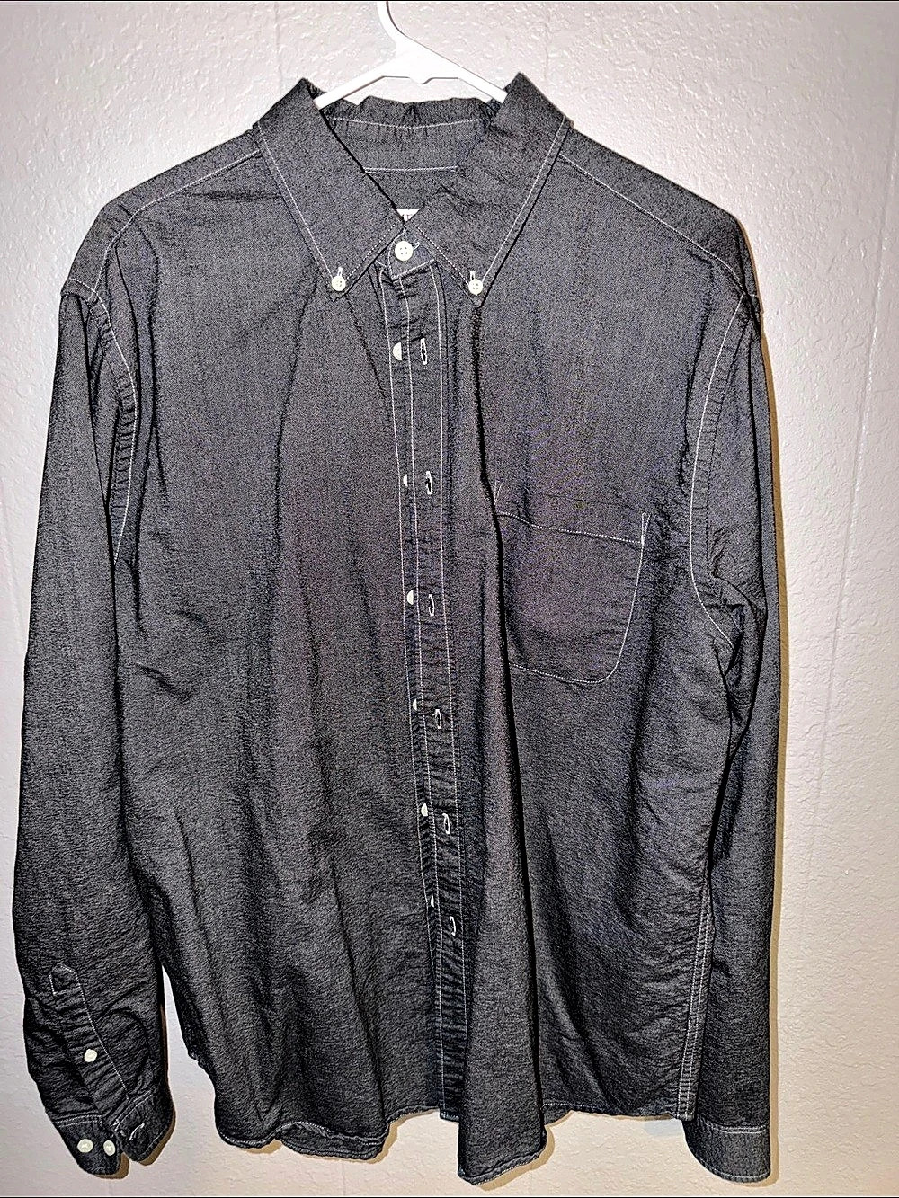 Merona Men's Button Down Shirt in Gray XL Like New